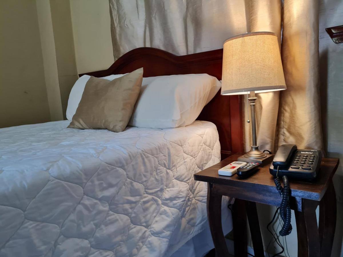 Hotel Plaza Floresta サンミゲル エクステリア 写真